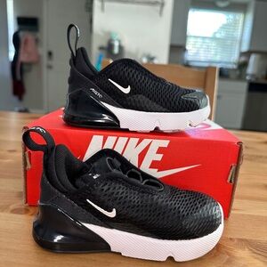 Black and White Nike Air Max 270 Toddler Girl Boy size 6c